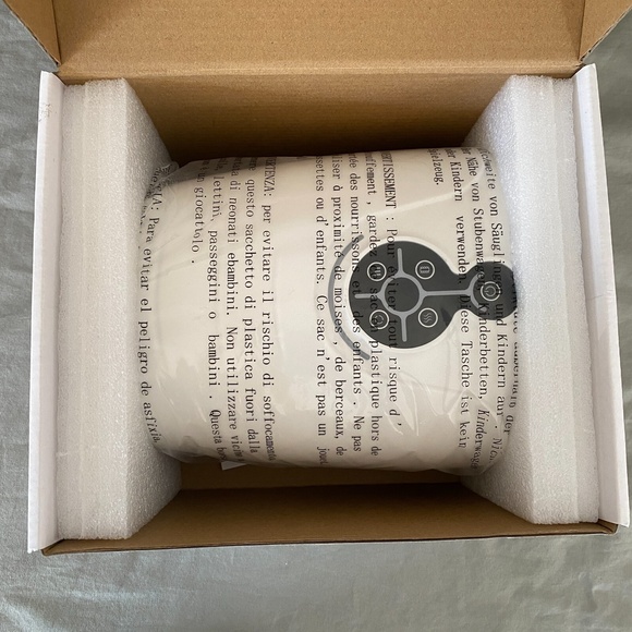 Aerlang Intelligent Hand Massager HM08 5w Airbag Massage Made in China - Picture 5 of 9